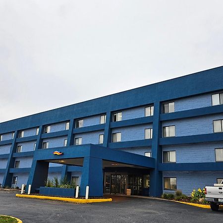 Days Inn By Wyndham Davenport Eksteriør billede